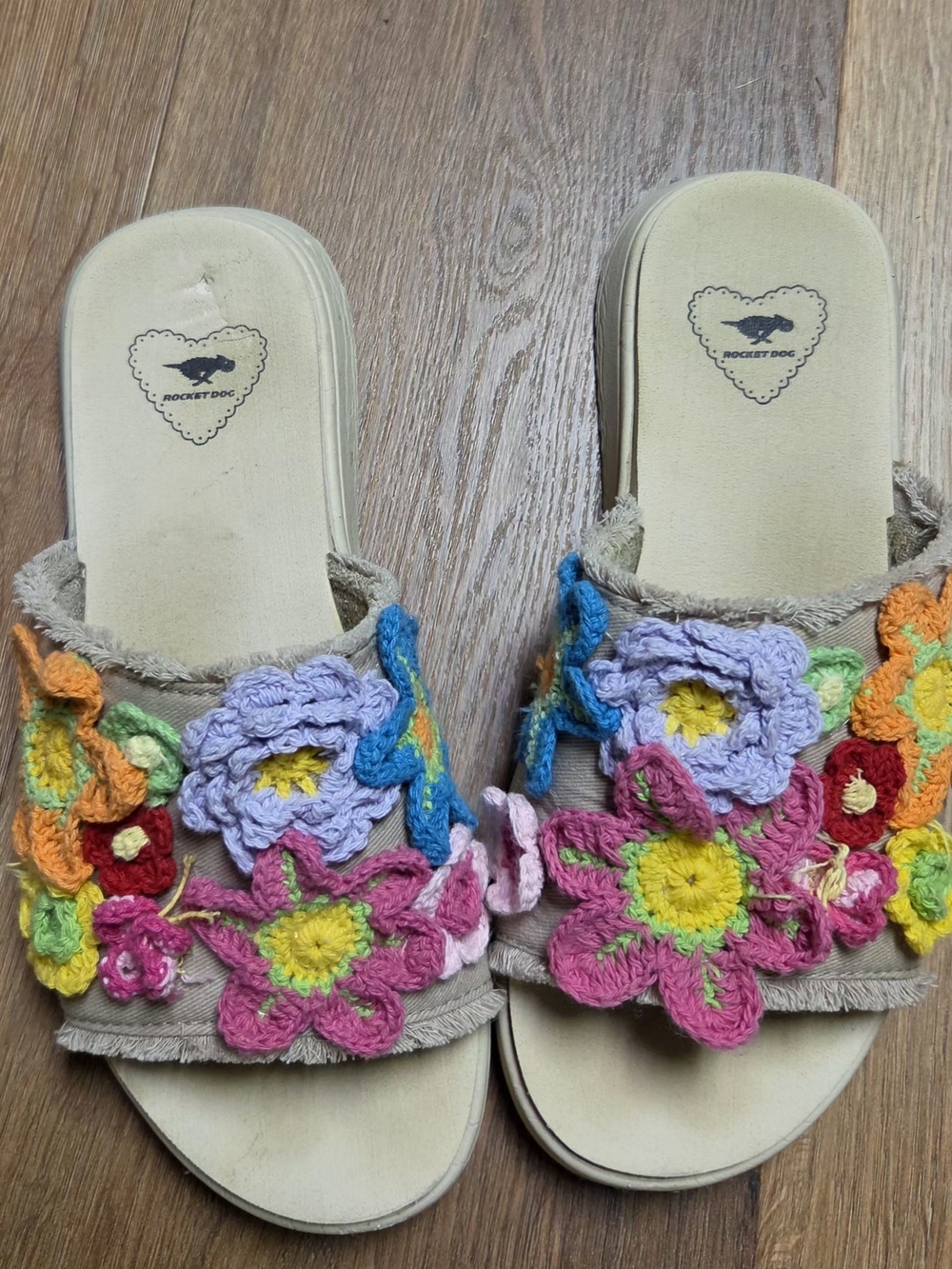 Rocket Dog Beige Slide Sandals with Multicolor Crochet Flowers